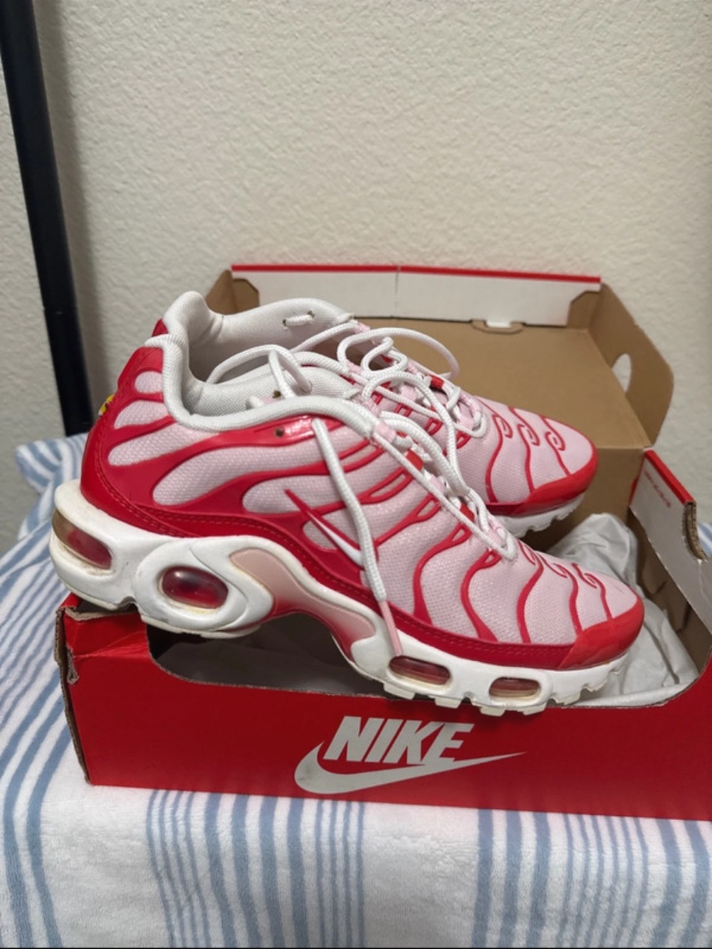 Nike Air Max Plus 'Valentine's Day' sneaker 6